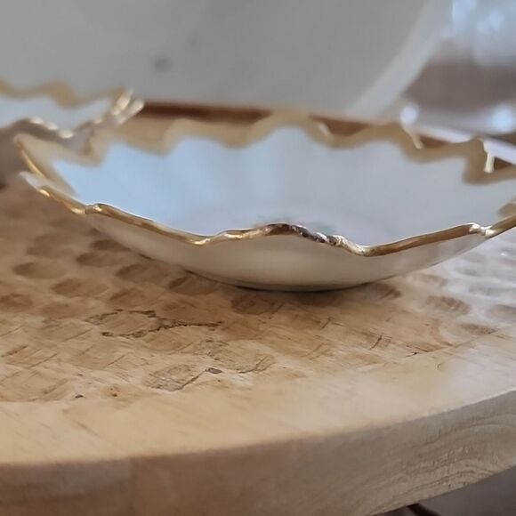 Floral china Trinket Dishes with gold edges Coquette - Picture 2 of 7